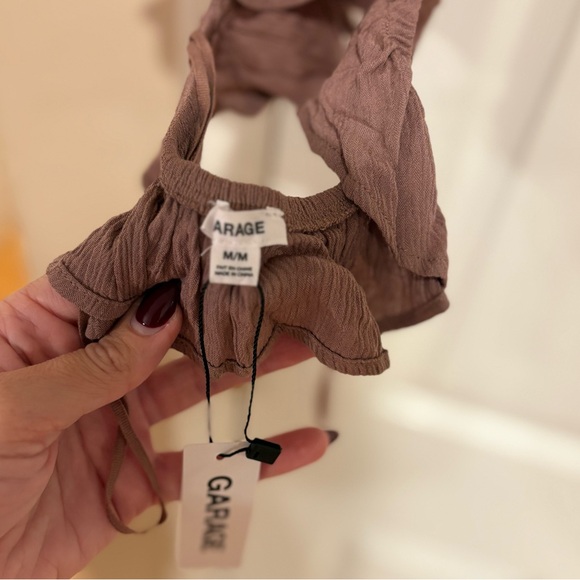 NWT Garage Peplum Ruffle Halter Top - Size Medium - Picture 2 of 4